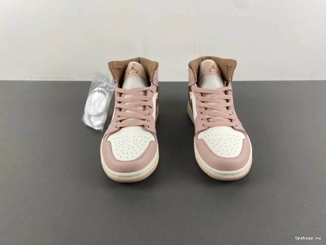 Jordan BQ6472-620 Air Mid  1 Feasts  0728